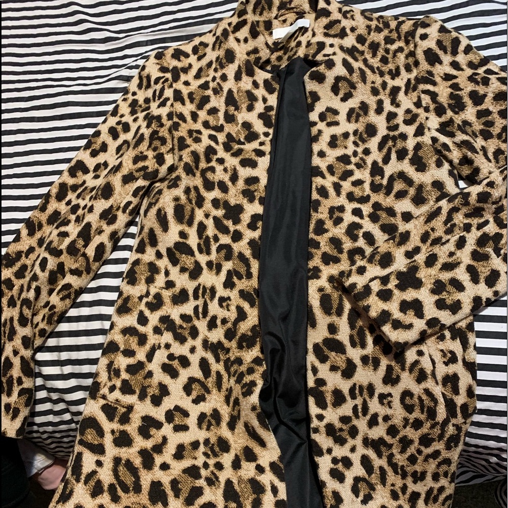 Leopard Coat - Picture 2 of 4